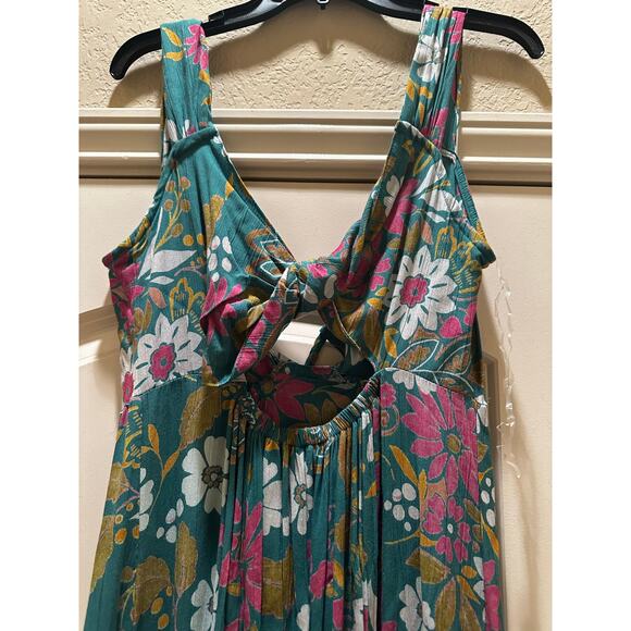 Angie Green Paisley Pattern Cut Out Maxi Dress - Picture 3 of 9